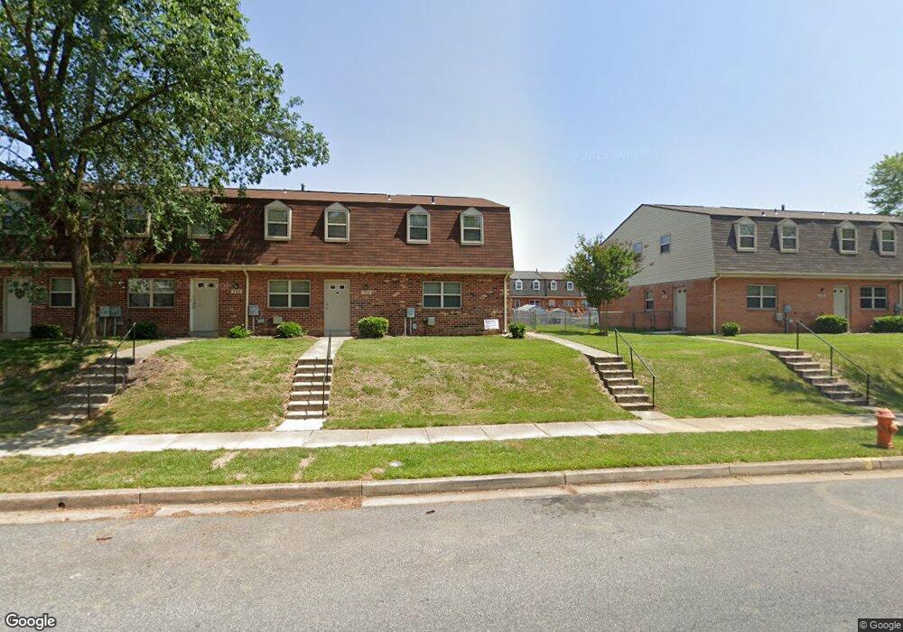 723 W Kingsway Rd, Middle River, MD 21220 - photo 1