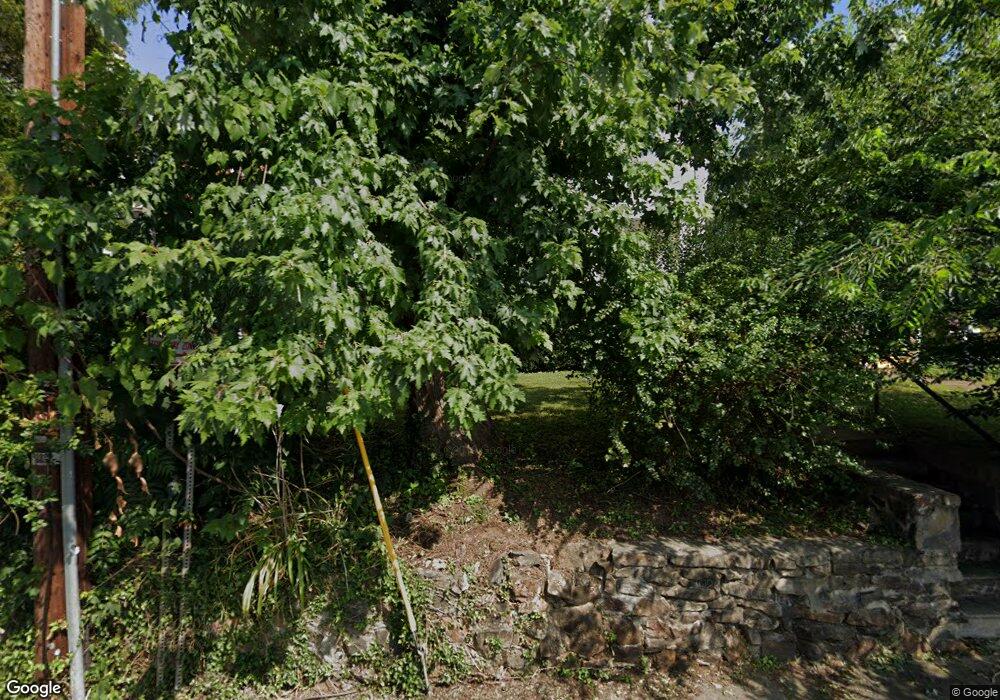 222 5th St SW, Charlottesville, VA 22903 - photo 1