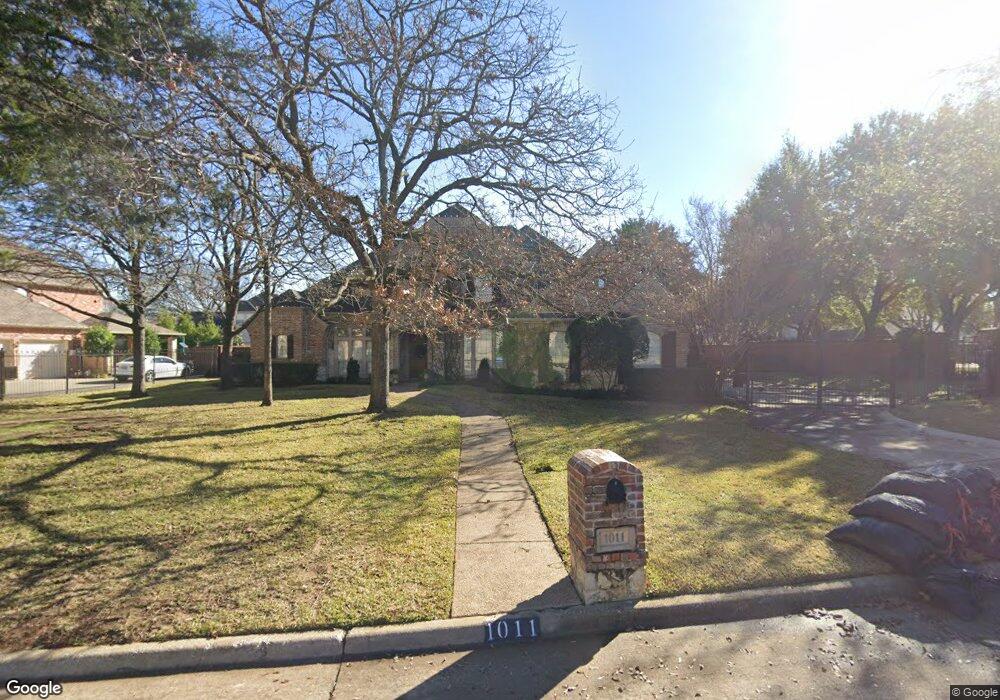 1011 Lake Forest Dr, Southlake, TX 76092 - photo 1