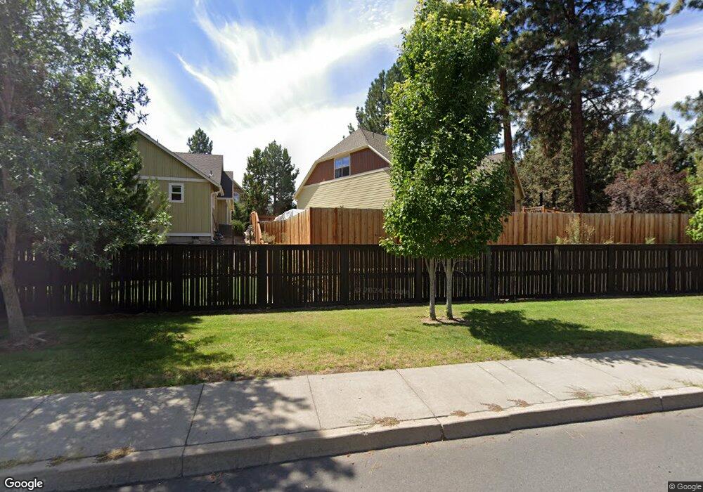 10 Ridgewater Loop, Bend, OR 97702 - photo 1