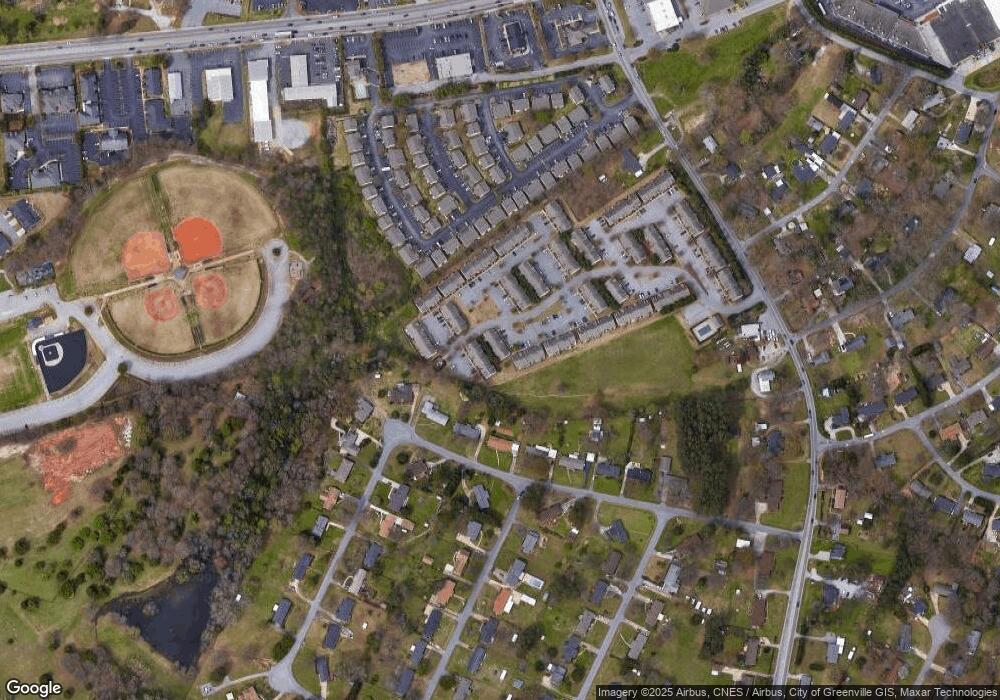 445 Twist Cir, Mauldin, SC 29662 - photo 1