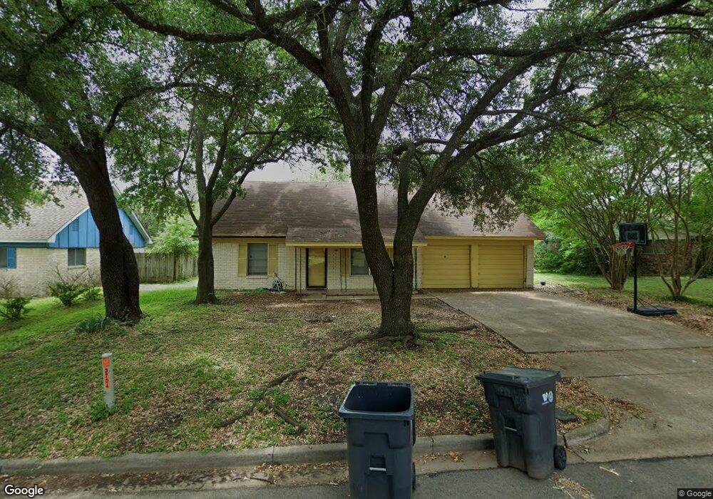 3704 Manor Dr, Waco, TX 76706 - photo 1