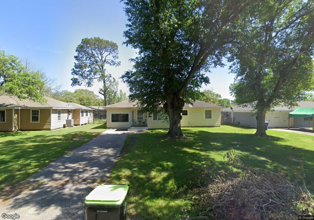 1513 Highland Dr, Bay City, TX 77414 - photo 1