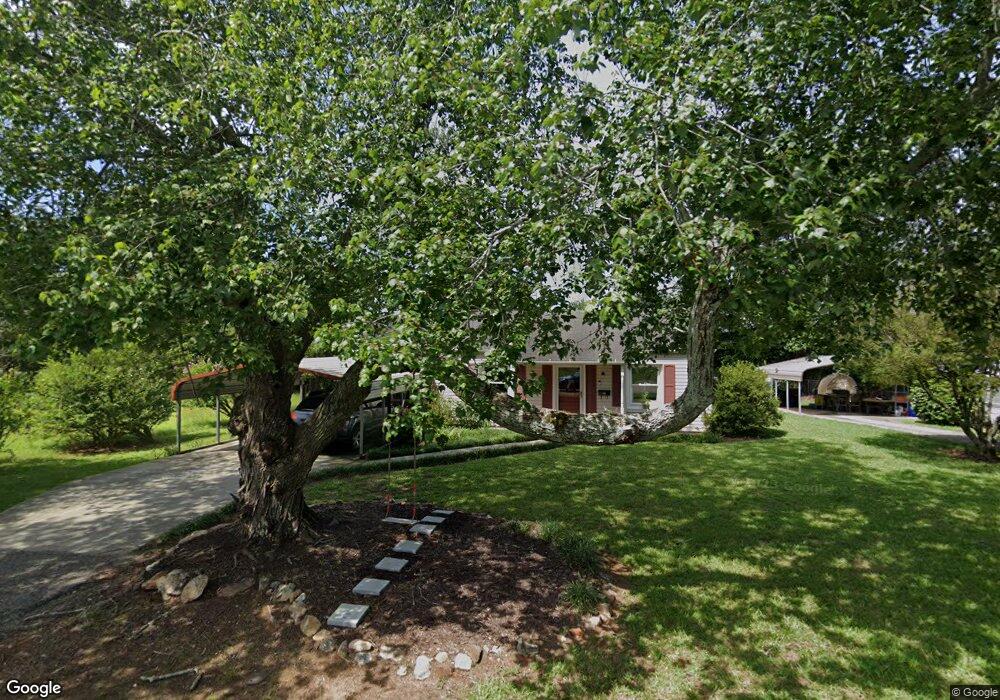 438 S Elm St, Pendleton, SC 29670 - photo 1