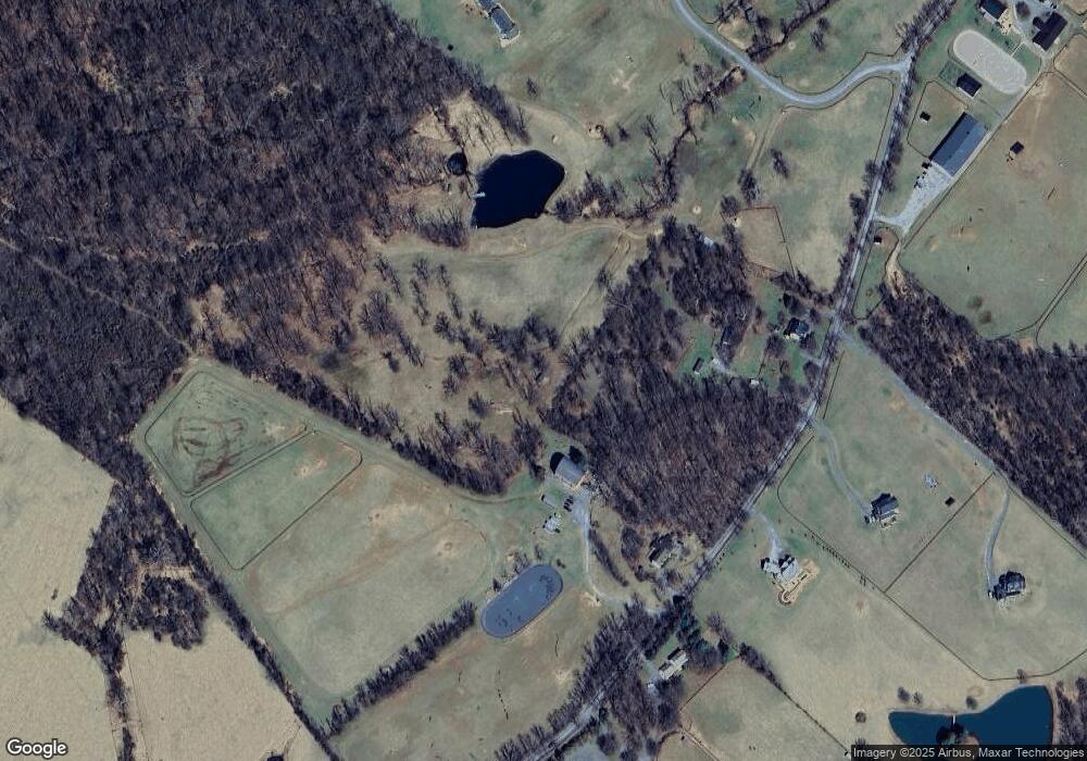 19537 Dodderidge Ct, Bluemont, VA 20135 - photo 1