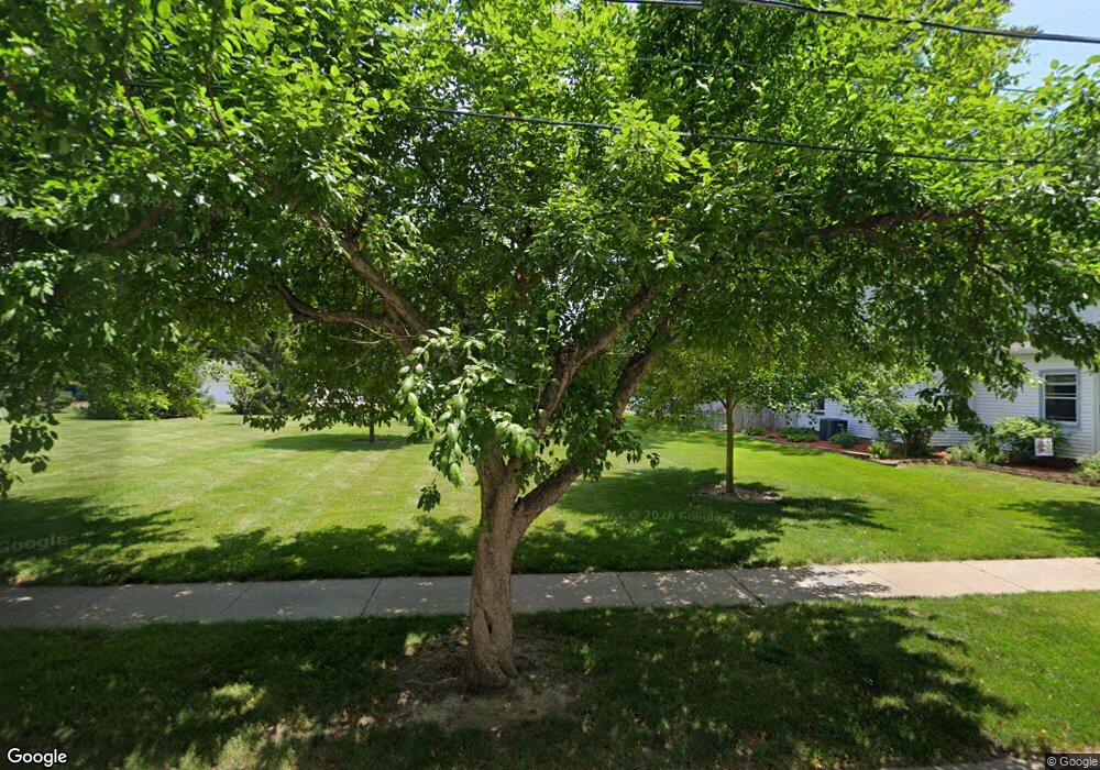 2019 Bridge Ave, Davenport, IA 52803 - photo 1