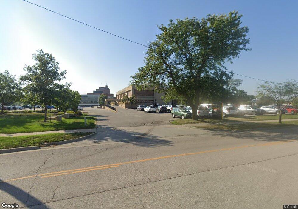 411 10th St SE unit 300, Cedar Rapids, IA 52403 - photo 1