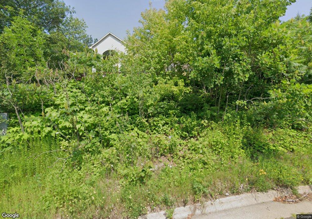 3631 E 1st St, Duluth, MN 55804 - photo 1