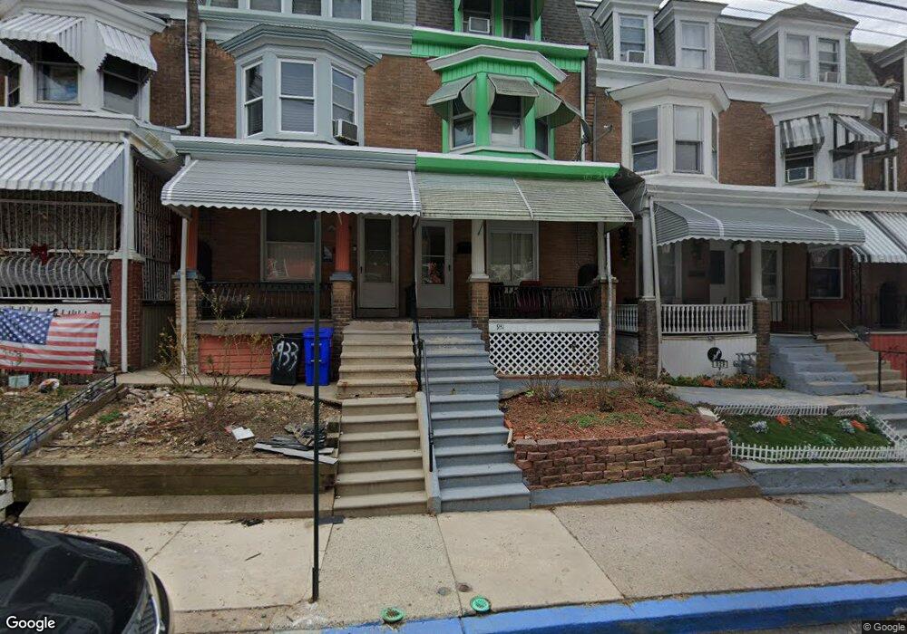 931 Pear St, Reading, PA 19601 - photo 1