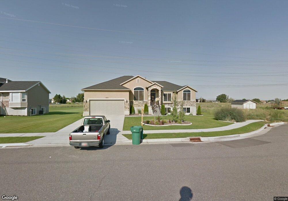 4767 S 3200 W unit 9, Roy, UT 84067 - photo 1