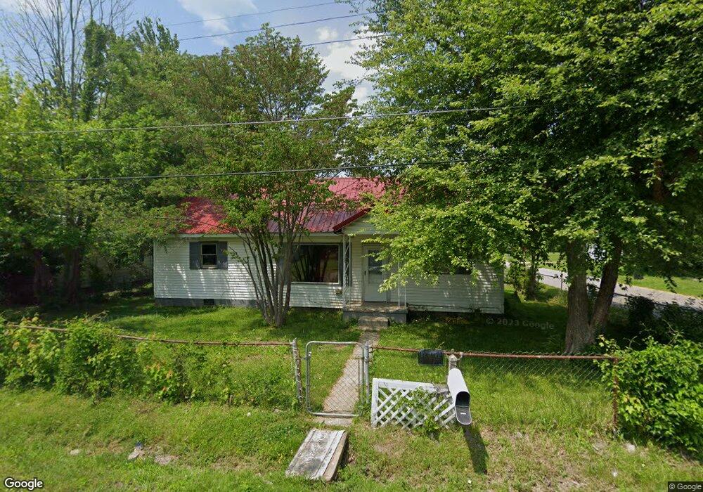 510 W Cross St, Austin, IN 47102 - photo 1