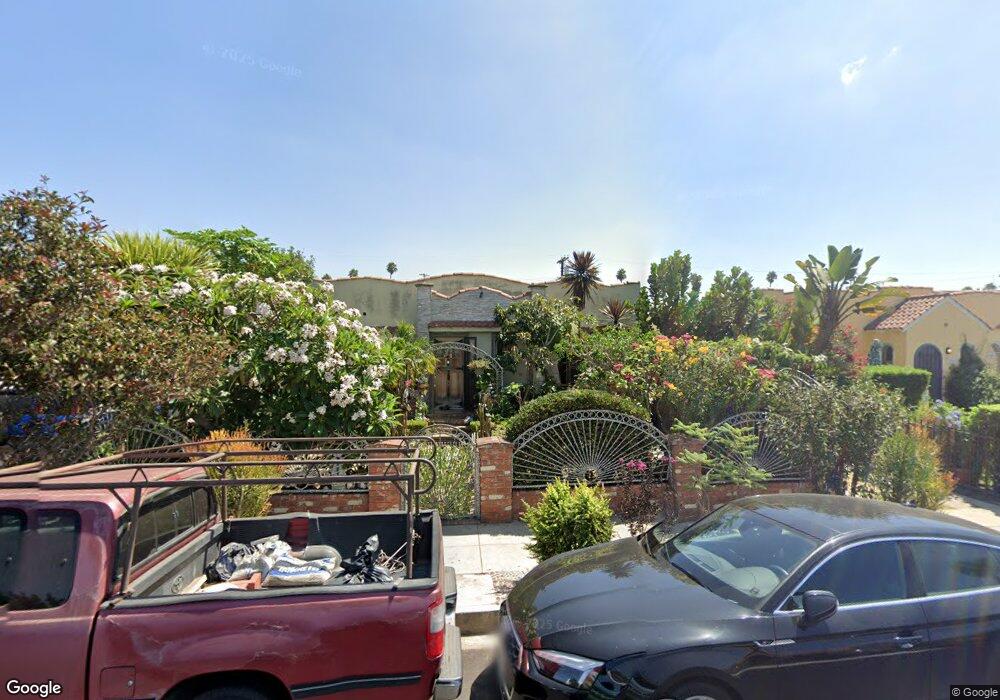 1942 S Palm Grove Ave, Los Angeles, CA 90016 - photo 1