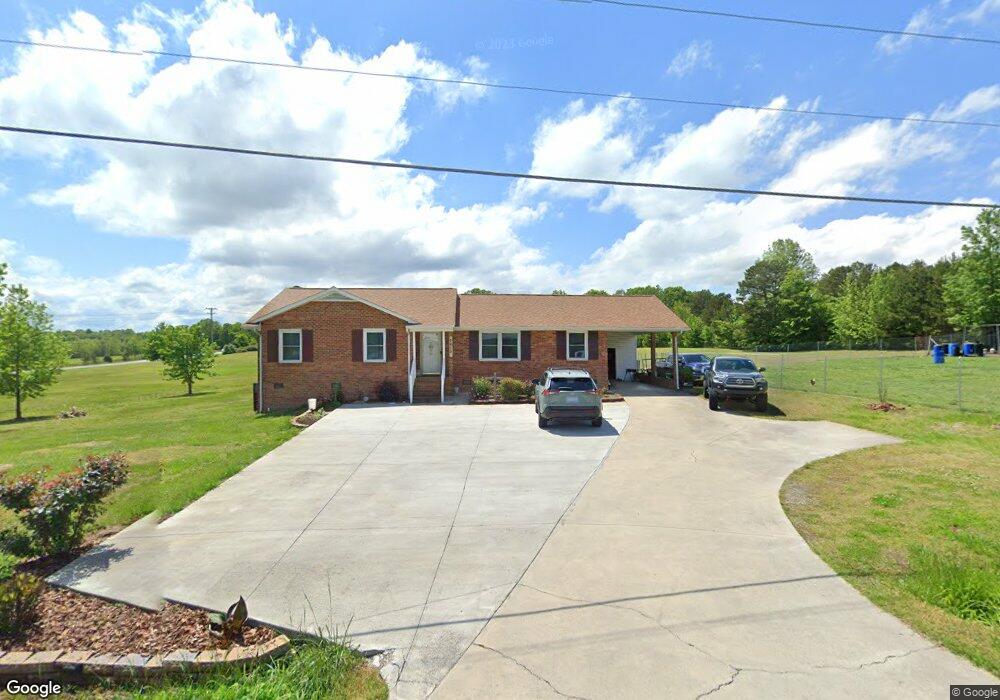 5615 Muddy Creek Rd, High Point, NC 27263 - photo 1