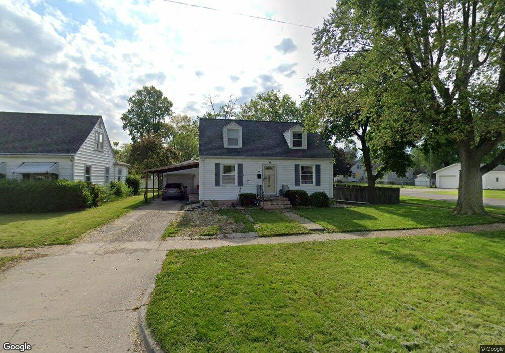 728 S 33rd St, Mattoon, IL 61938 - photo 1