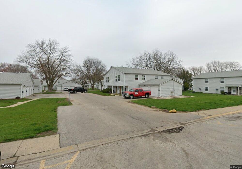 1391 S Glen Cir unit A, Aurora, IL 60506 - photo 1