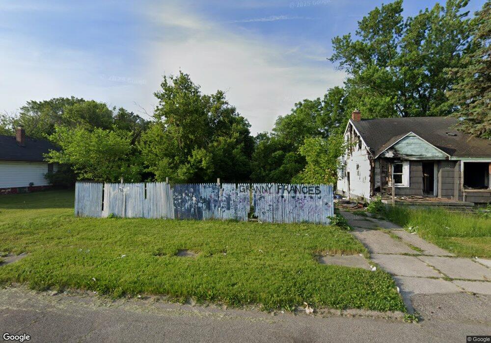 726 E Bundy Ave, Flint, MI 48505 - photo 1