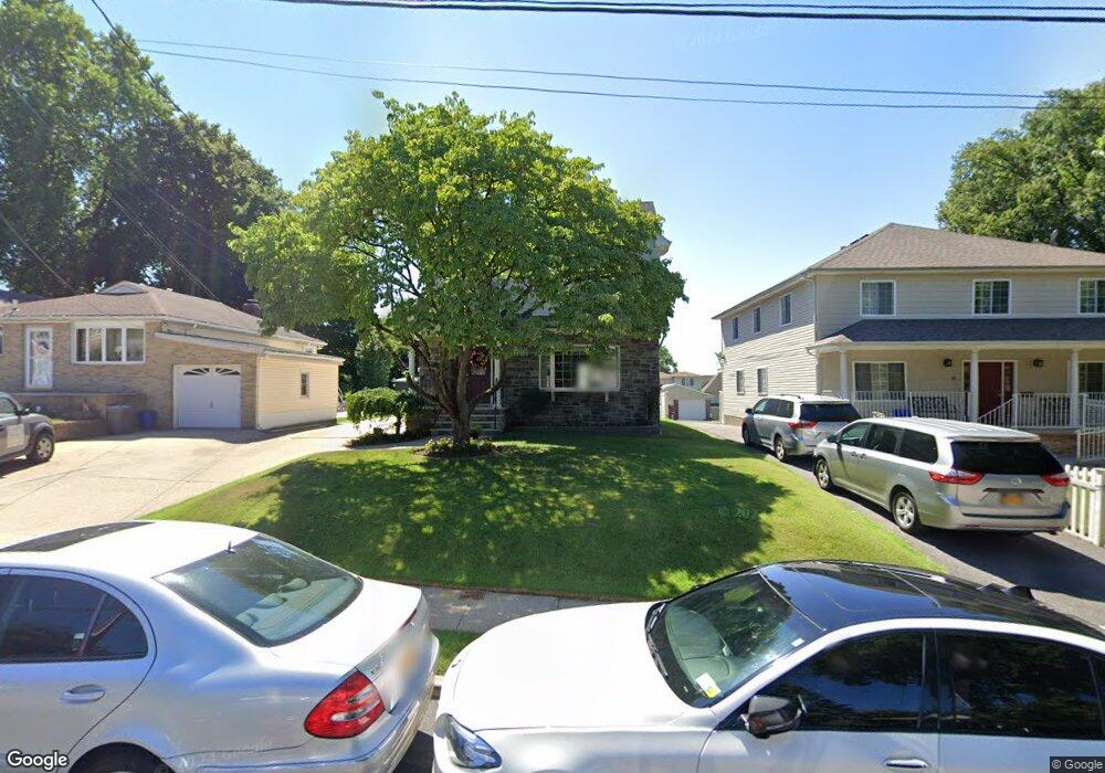 88 Manor Rd, Staten Island, NY 10310 - photo 1