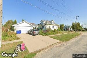 308 S Main St, Garnavillo, IA 52049