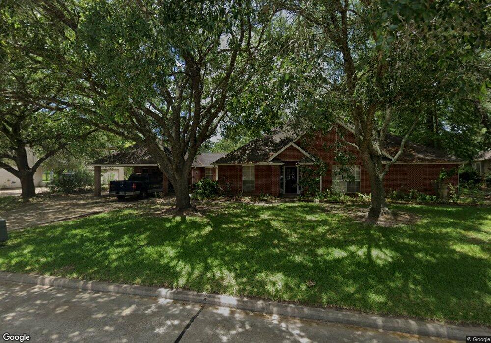 218 W Castle Harbour Dr, Friendswood, TX 77546 - photo 1