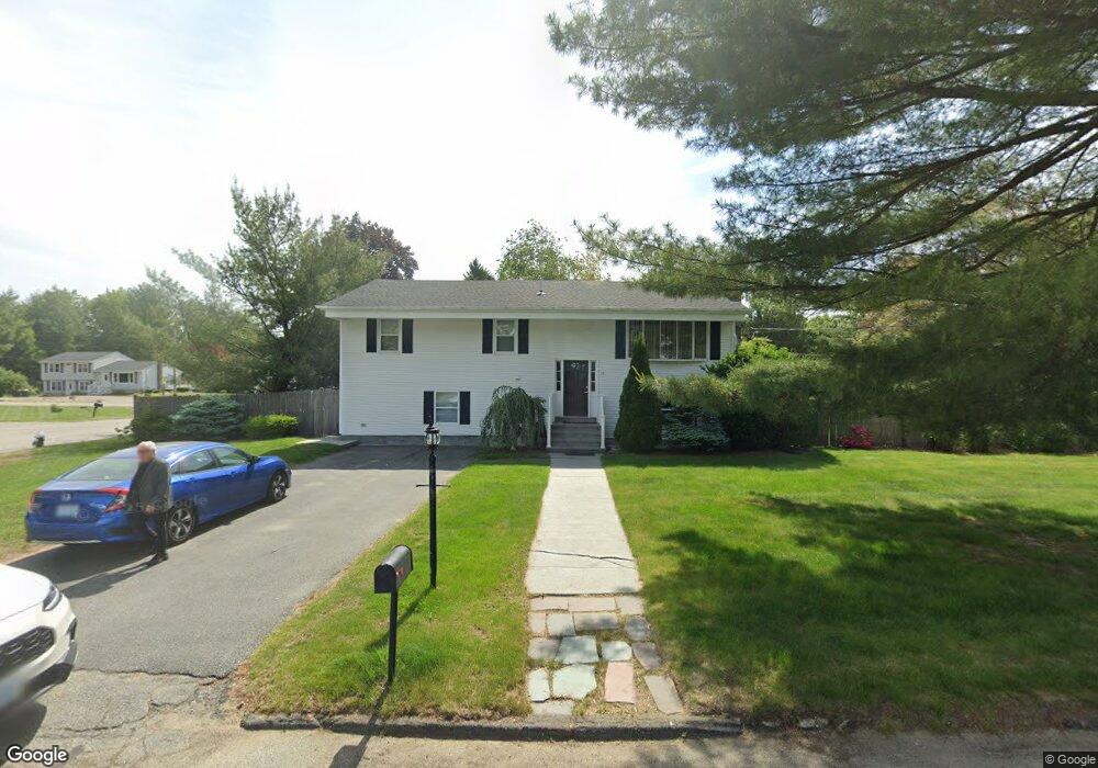 15 Lawnacre Dr, Greenville, RI 02828 - photo 1