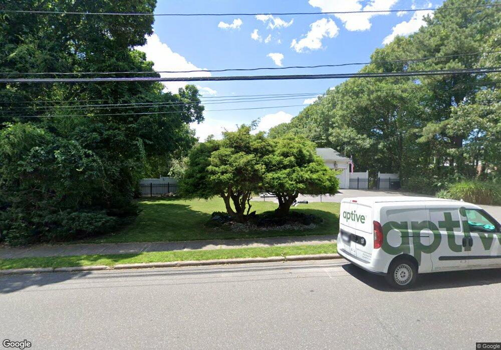 40 Spence Ave, Holtsville, NY 11742 - photo 1