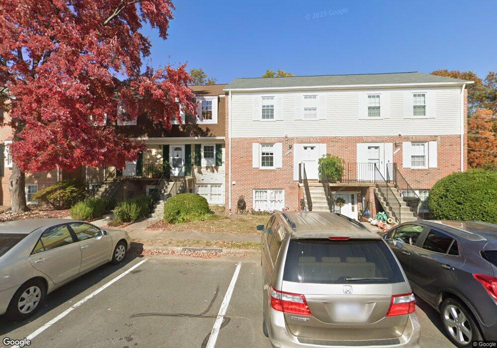 1014 Brixton Court A unit 1014A, Sterling, VA 20164 - photo 1