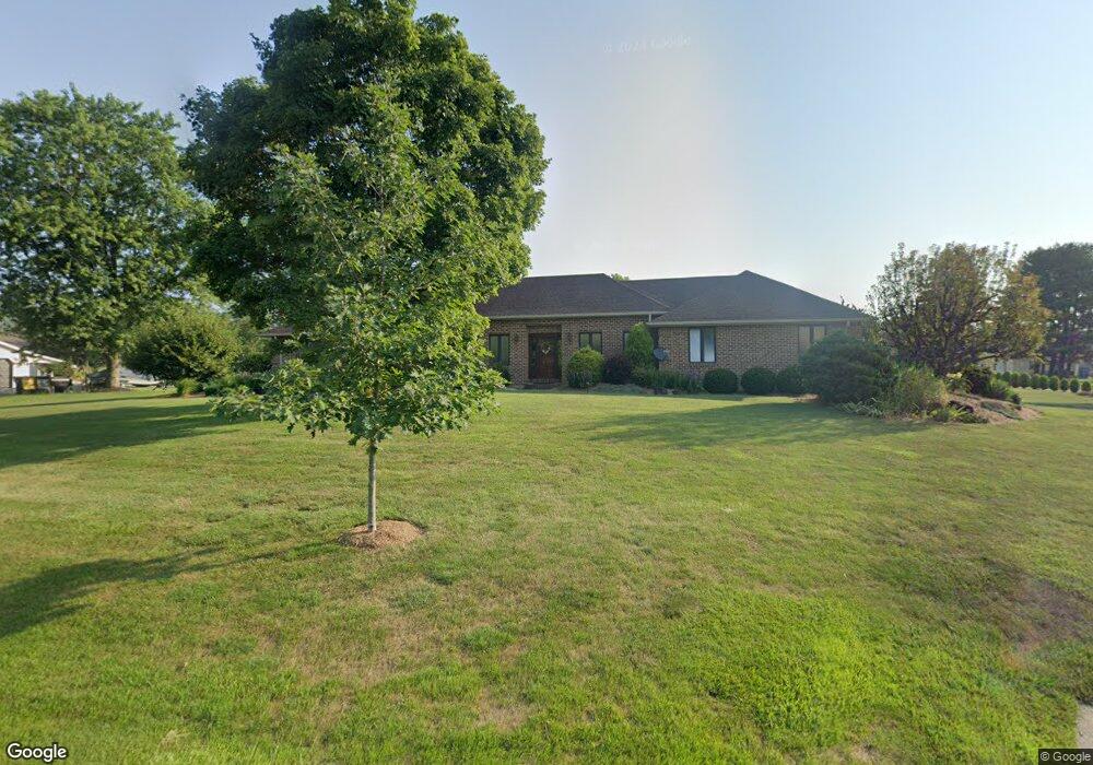 2121 Lenape Dr, Coplay, PA 18037 - photo 1