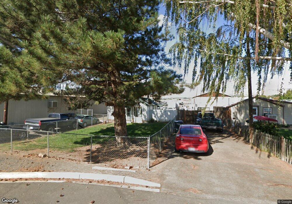 205 W Charron Rd, Moxee, WA 98936 - photo 1