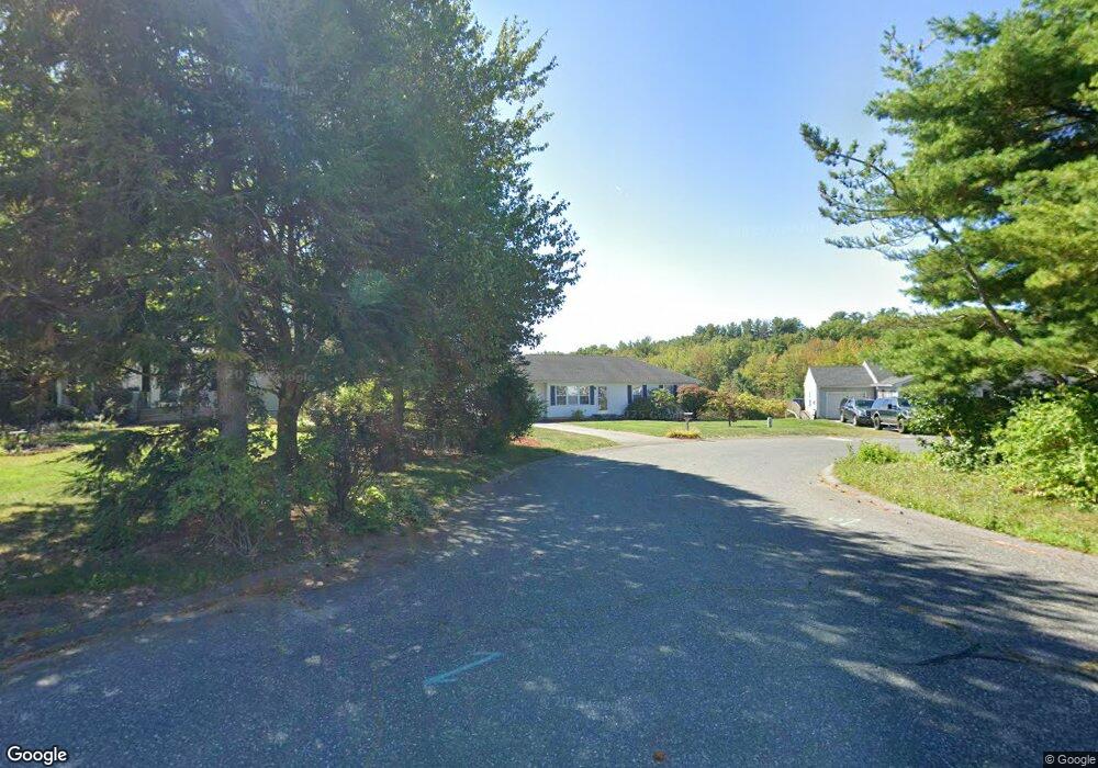 7 Maxine Cir, Easthampton, MA 01027 - photo 1