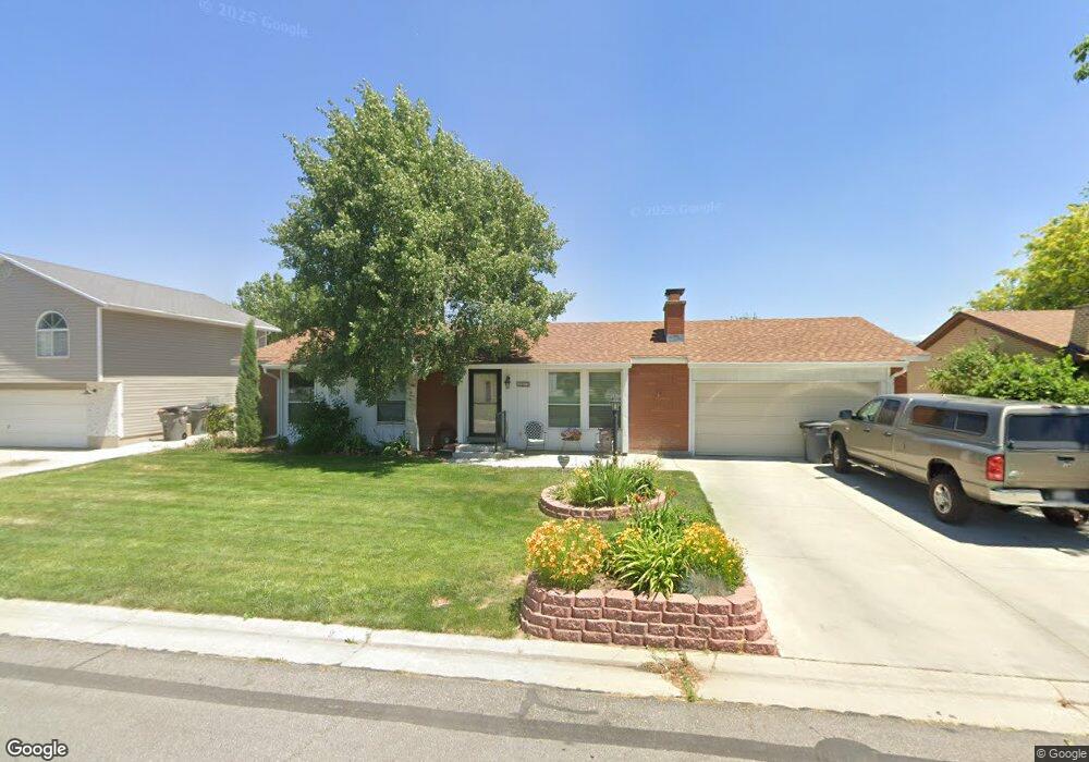 9813 Stonehaven St, South Jordan, UT 84095 - photo 1