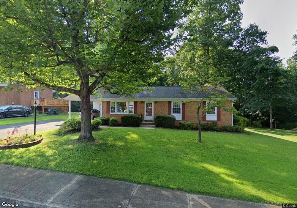 2228 Wakefield Rd, Charlottesville, VA 22901 - photo 1