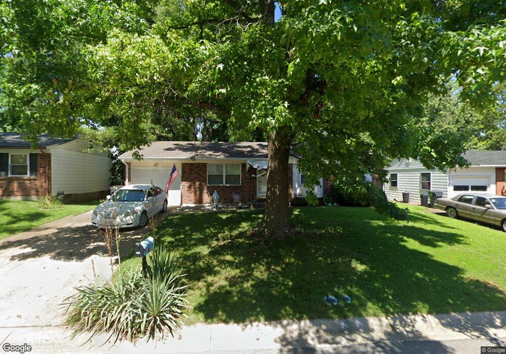 3318 Fleet Ln, Saint Charles, MO 63301 - photo 1