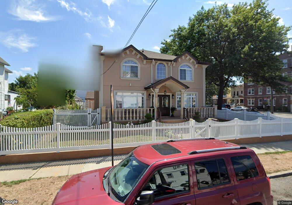 11104 91st Ave, Richmond Hill, NY 11418 - photo 1