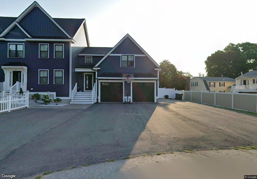 31 Leavitt St, Dracut, MA 01826 - photo 1