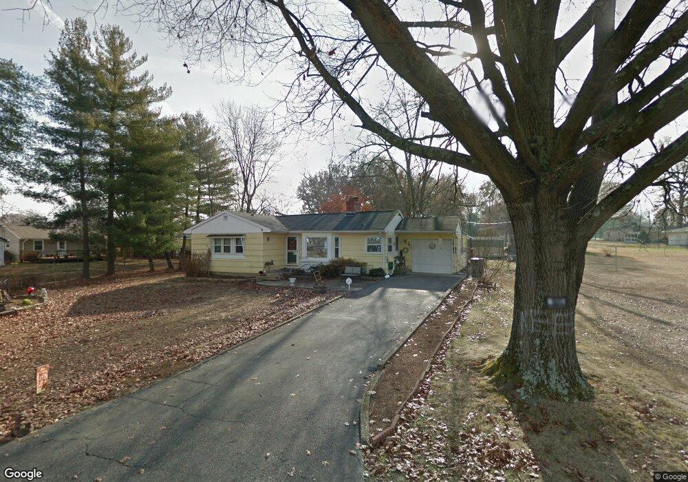 1605 Soergel Ave, New Albany, IN 47150 - photo 1