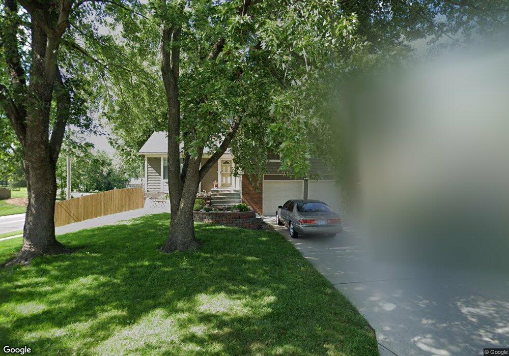 10248 W 49th Place, Shawnee, KS 66203 - photo 1