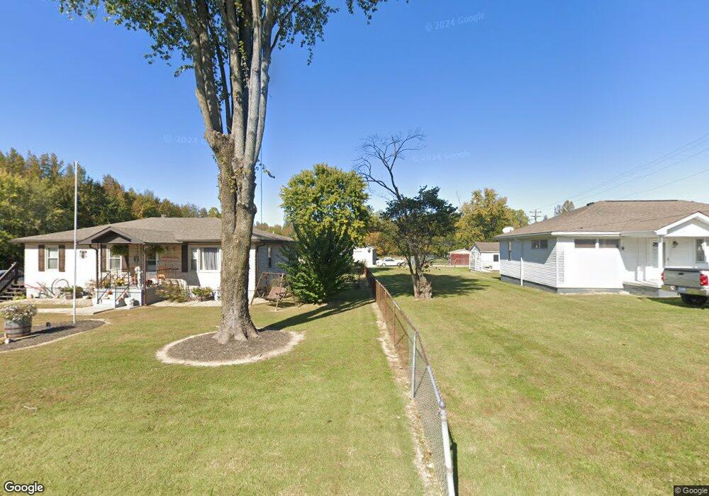 154 W Airport Rd, Lebanon Junction, KY 40150 - photo 1