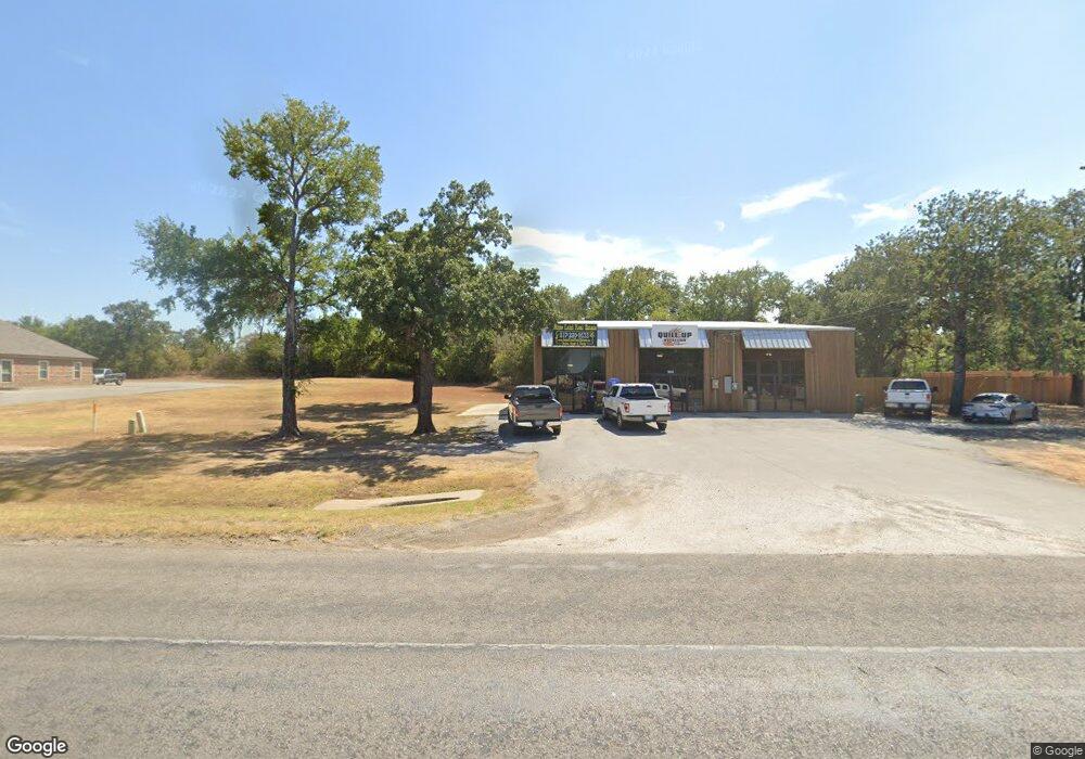 920 E Highway 199, Springtown, TX 76082 - photo 1