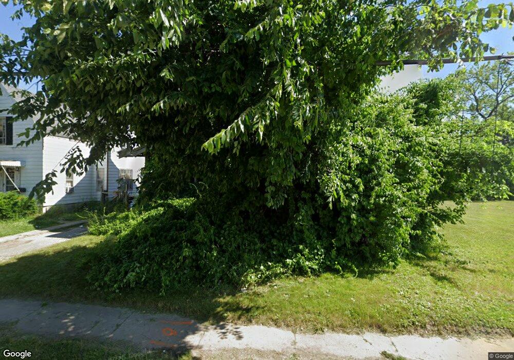 1652 Davison Rd, Flint, MI 48506 - photo 1