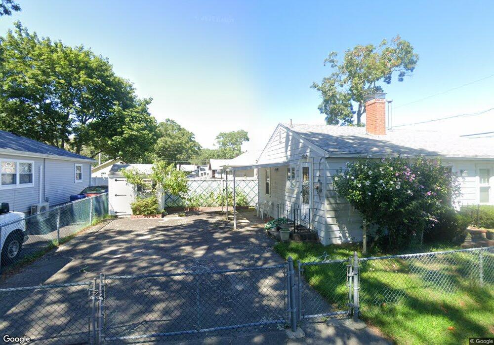 21 Swift Ave, Wareham, MA 02571 - photo 1