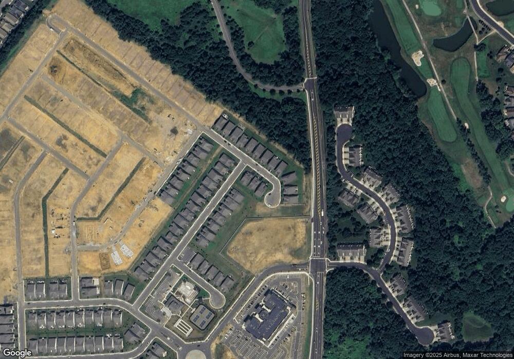 56 Freesia Ct unit 272, Manalapan, NJ 07726 - photo 1