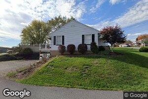 27 Cherry Ln, Wheeling, WV 26003