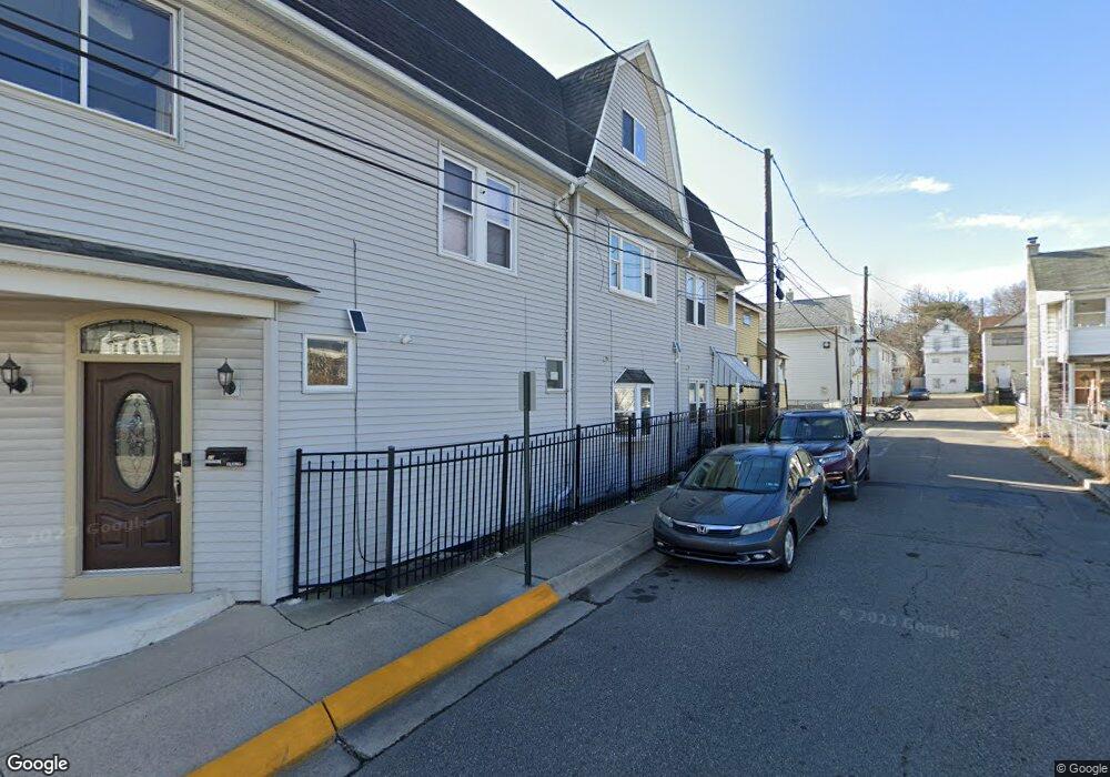 29 Brookside St, Wilkes Barre, PA 18705 - photo 1