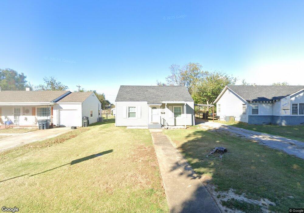 1924 N Market Ave, Shawnee, OK 74804 - photo 1