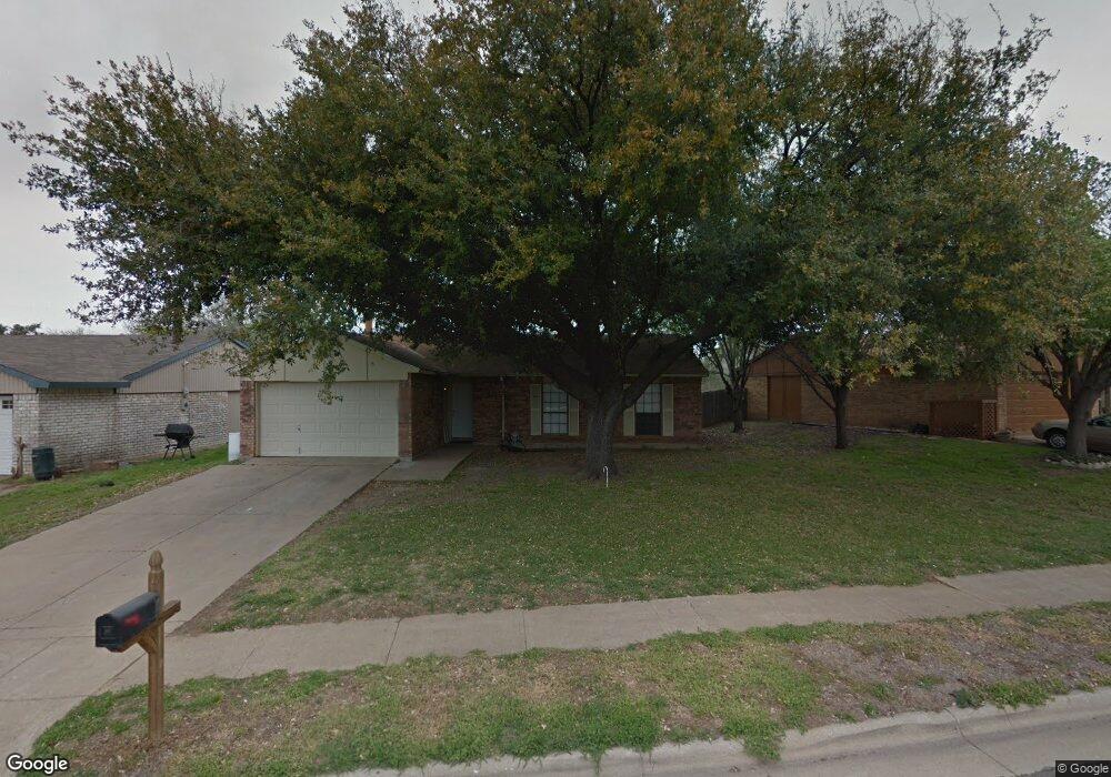 7405 Sandhurst Ln S, North Richland Hills, TX 76182 - photo 1