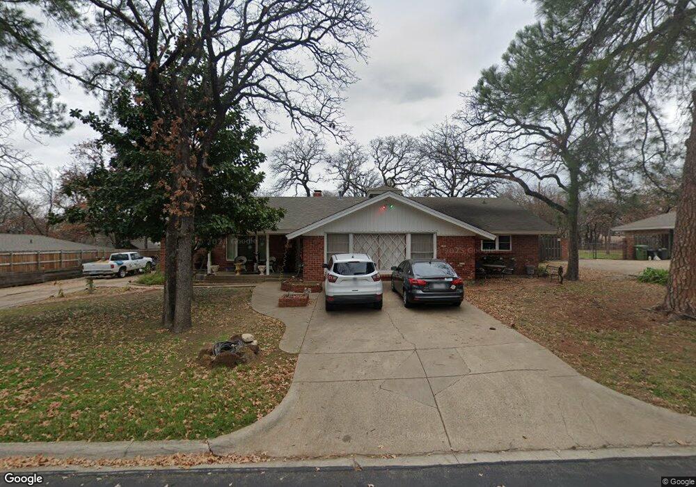 712 W Cheryl Ave, Hurst, TX 76053 - photo 1