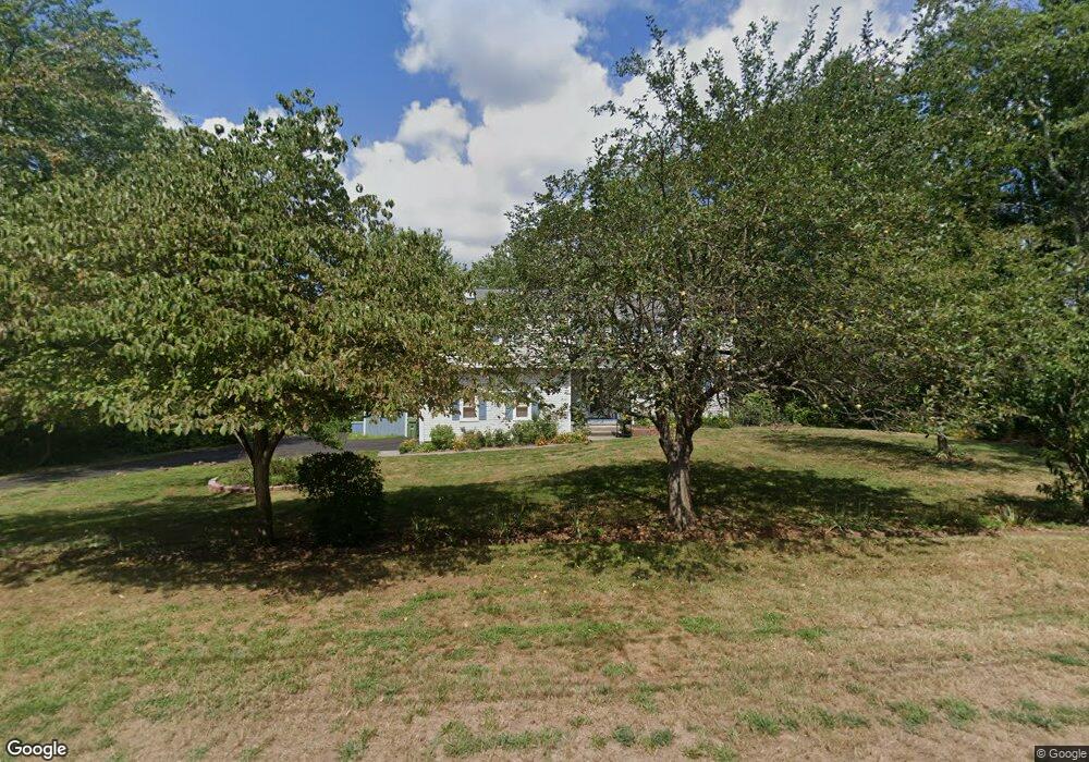 10 Tollgate Ln, Simsbury, CT 06070 - photo 1