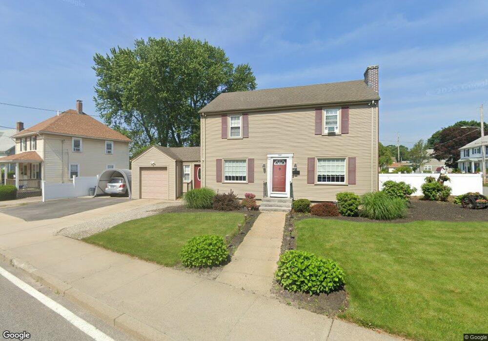 1961 Cranston St, Cranston, RI 02920 - photo 1
