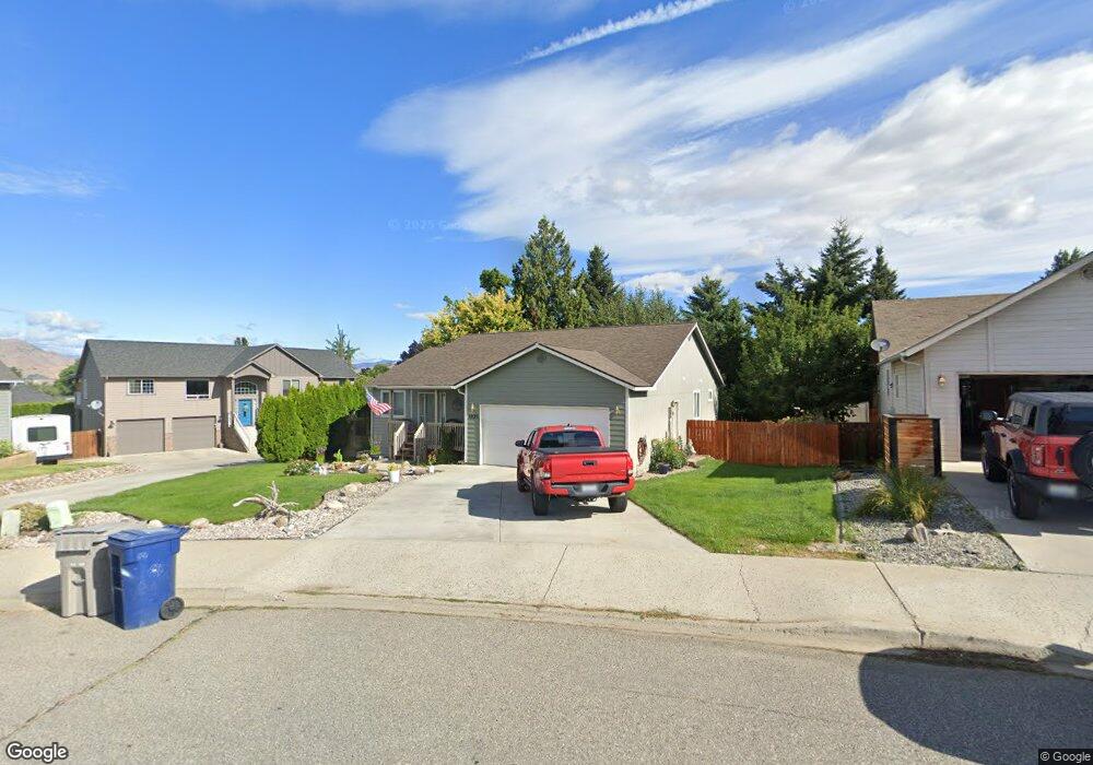 1025 N Harrison Ct, East Wenatchee, WA 98802 - photo 1