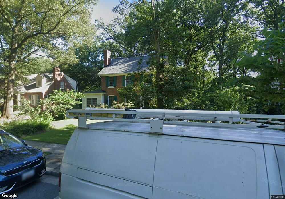 6804 Pineway, University Park, MD 20782 - photo 1